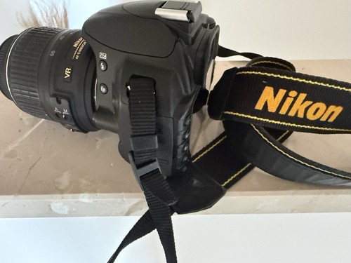 Nikon d3000 obiettivo - +,